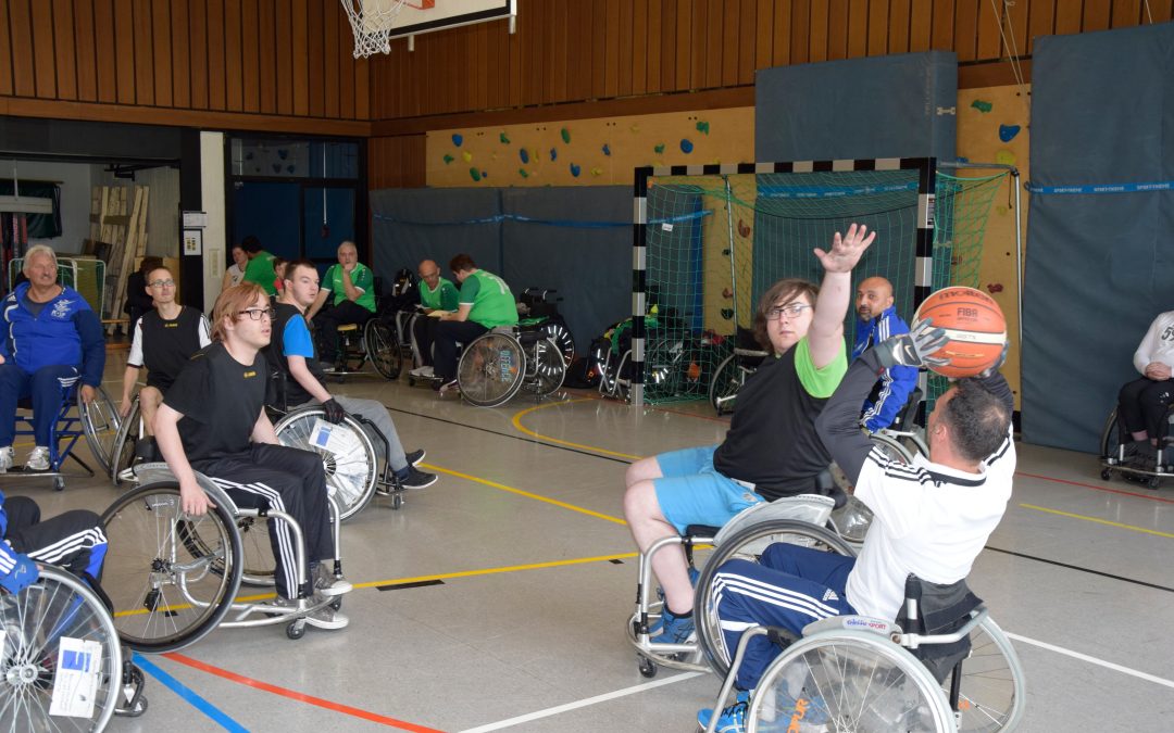 Tolles Miteinander beim Rollstuhlbasketball-Turnier